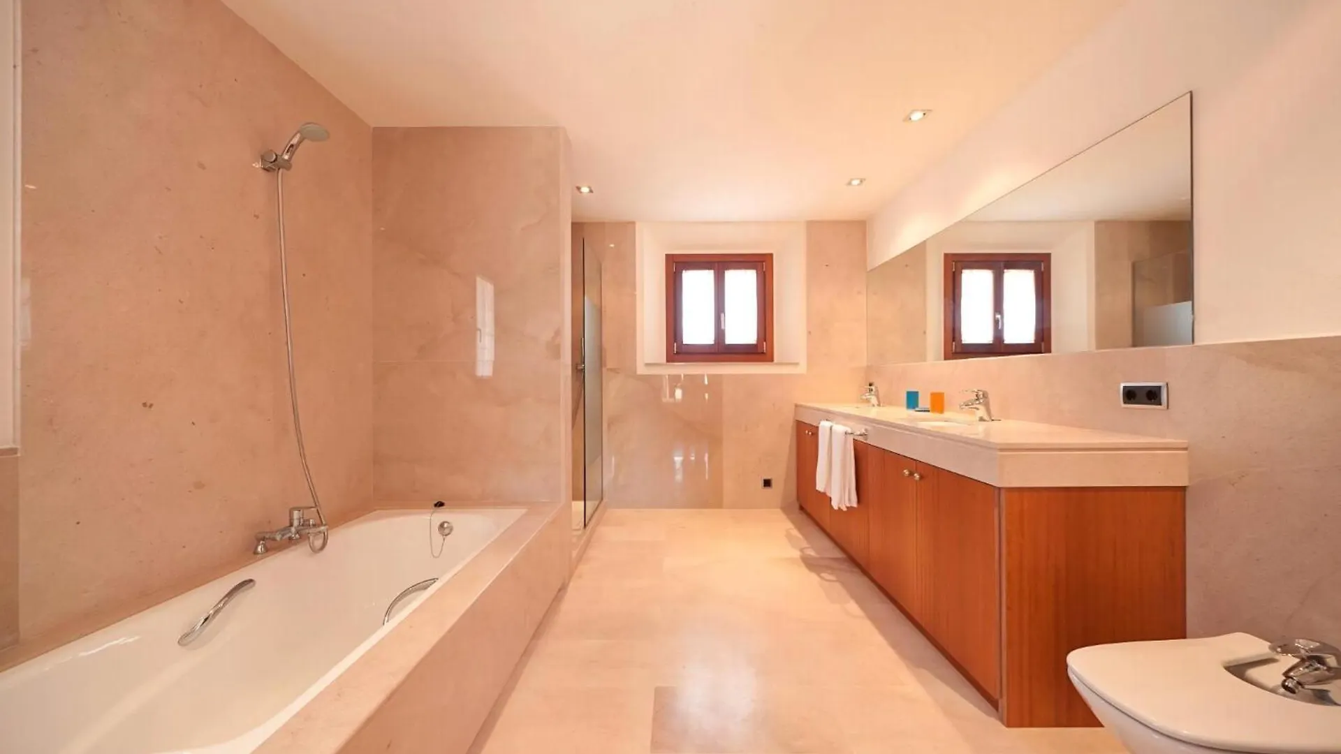 Fantastic Pollensa Villa Can Fiol 3 Bedrooms Perfectly Located Between Pollensa And Puerto Pollensa