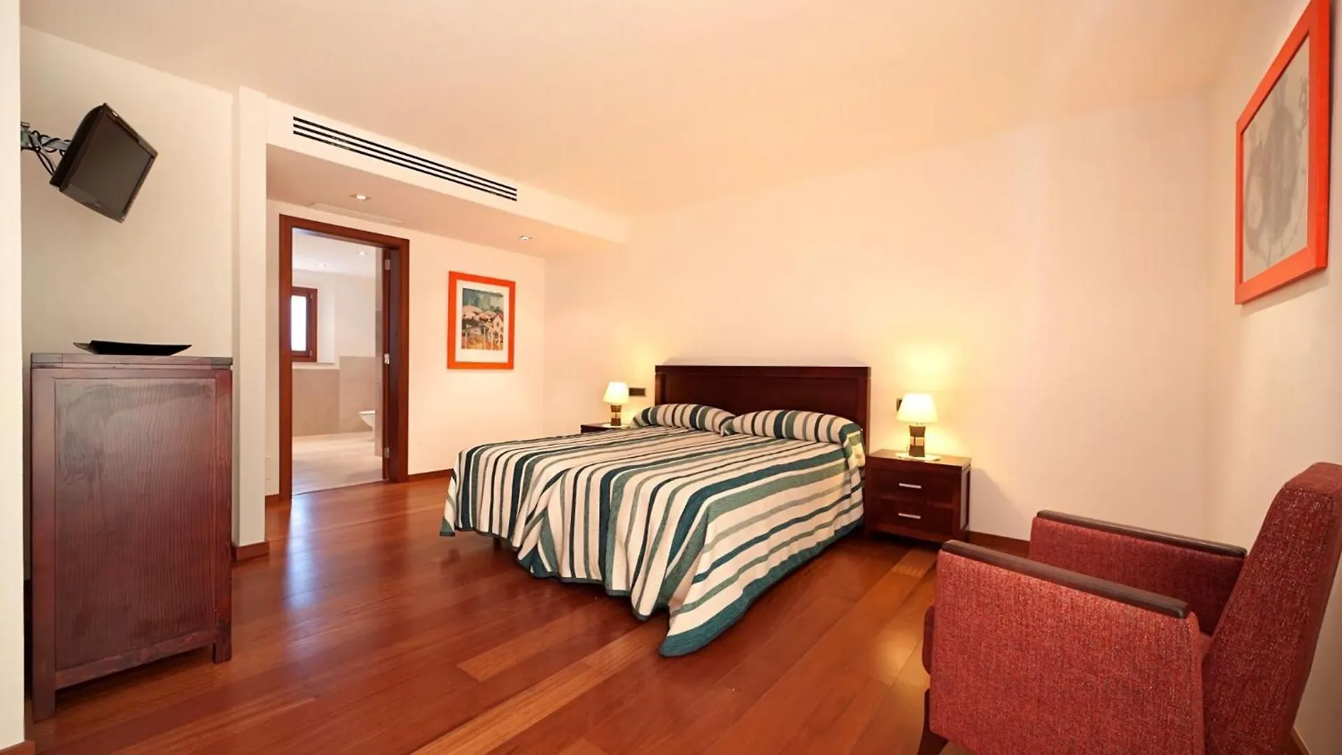 Fantastic Pollensa Villa Can Fiol 3 Bedrooms Perfectly Located Between Pollensa And Puerto Pollensa  Pollença