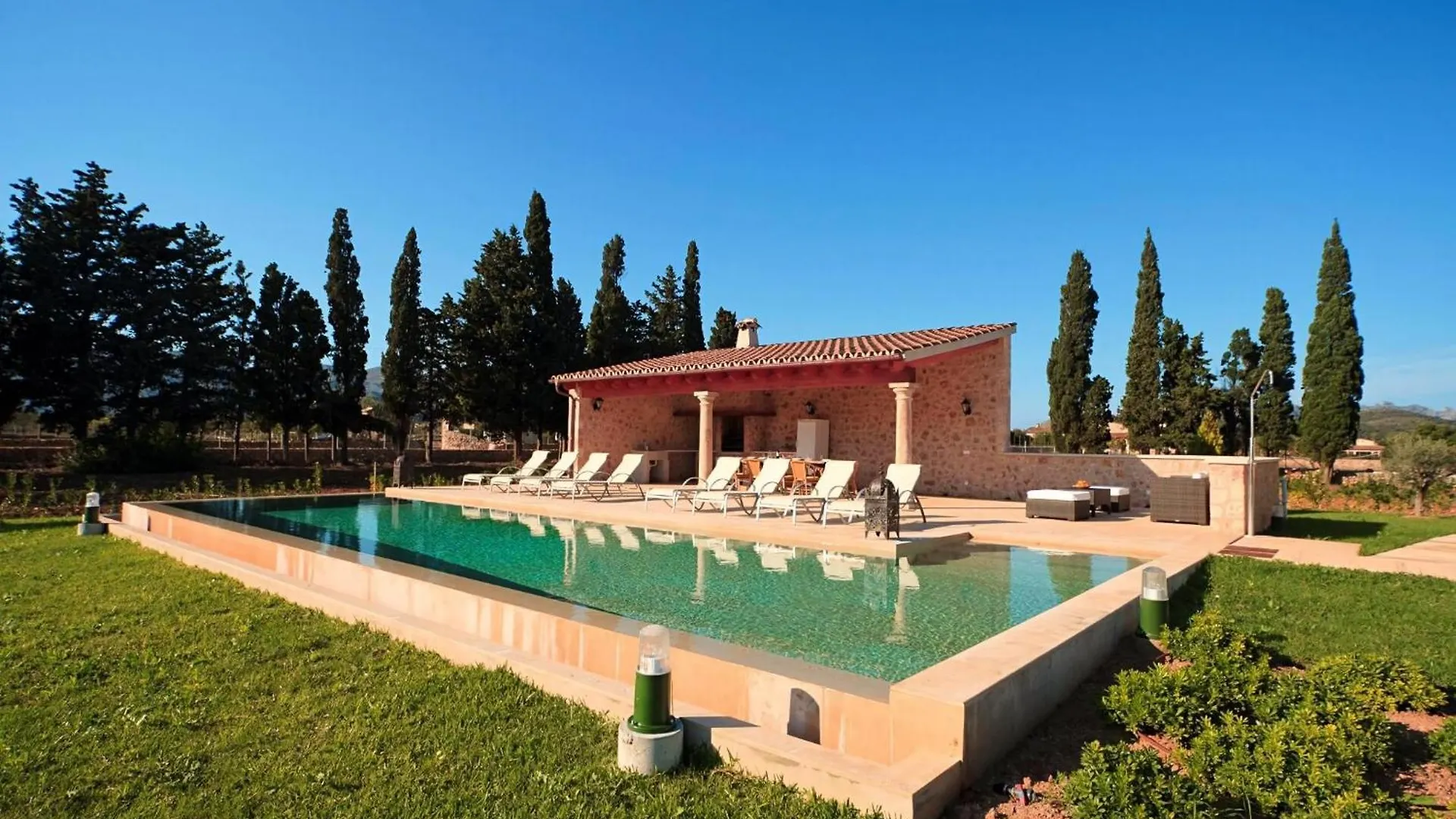 Fantastic Pollensa Villa Can Fiol 3 Bedrooms Perfectly Located Between Pollensa And Puerto Pollensa Pollença